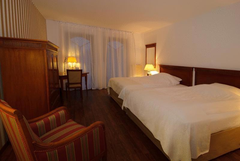 Ds Hotel & Freizeitcenter فريدين المظهر الخارجي الصورة